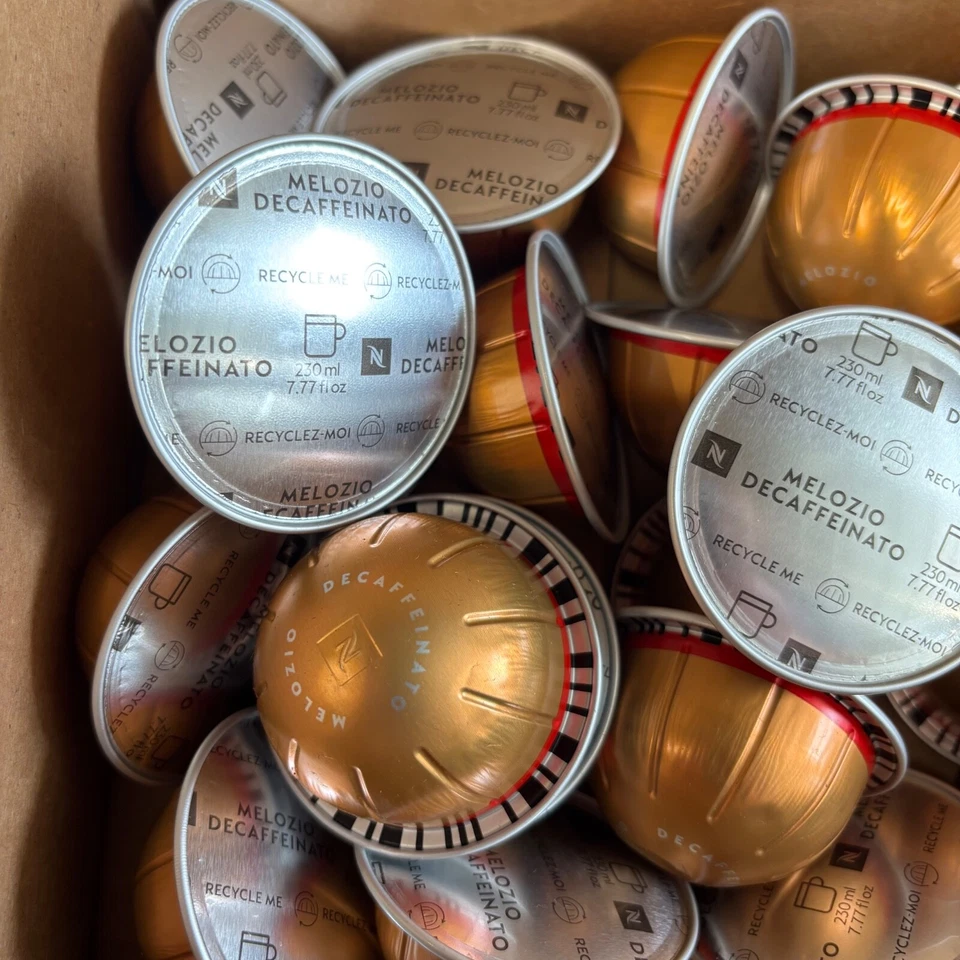 Cápsulas de café tostadas medianas Nespresso Vertuo, Melozio Decaffeinato, 50 quilates *SUELTAS* Foto 3 de 3