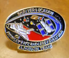 NASA MISSION PIN STS-31, HUBBLE LAUNCH, LAUNCH TEAM, 1990, NEW WITH TAG