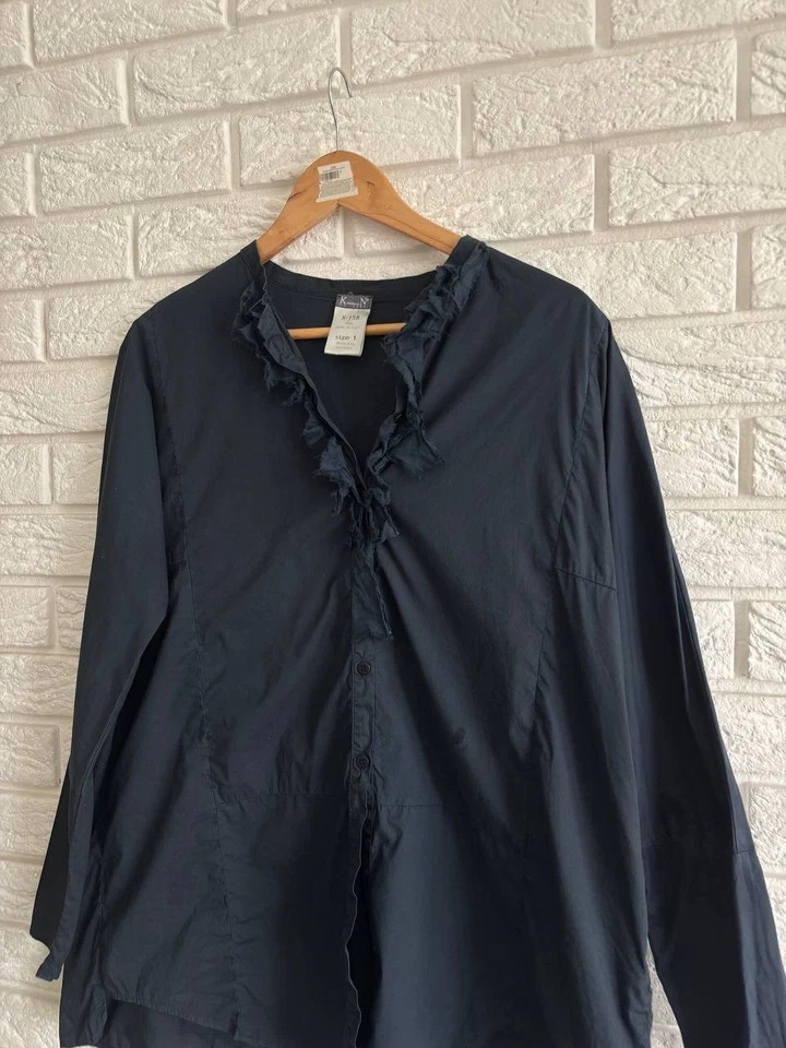 Kristense N du nord dark blue women's blouse shirt Vintage Made in Italy size 1 - Image 2 of 4