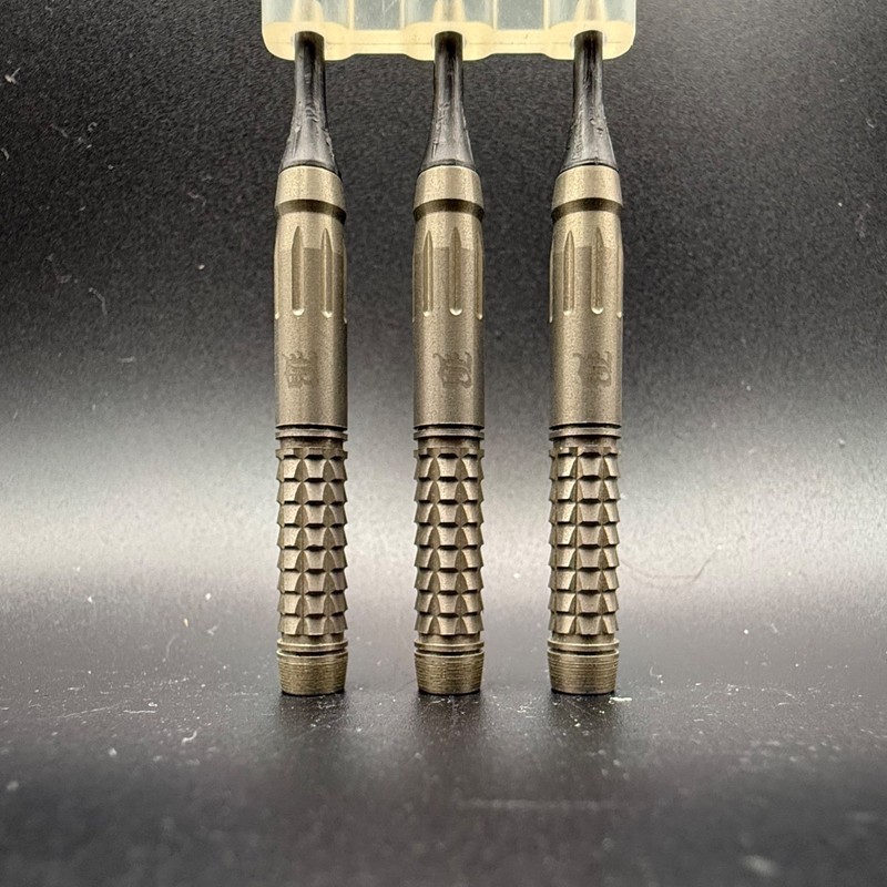Bullsfigher Domanais 18 g darts