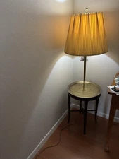 Blue Willow Themed Brass Table Lamp Combo Antique Great Shape With Shade