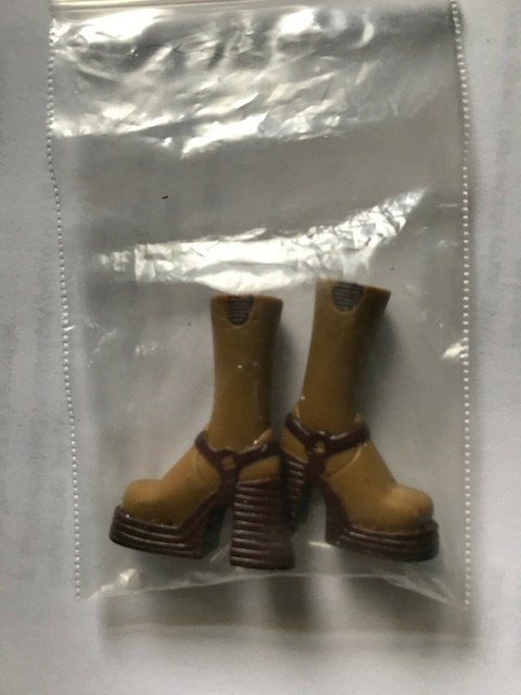 LIL BRATZ DOLL SHOES GIRLS BOOTS BROWN & TAN CHUNKY BOOTS | eBay