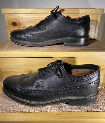 Vintage EXECUTIVE IMPERIALS Black Perforated Wingtip Oxford  display picture 2