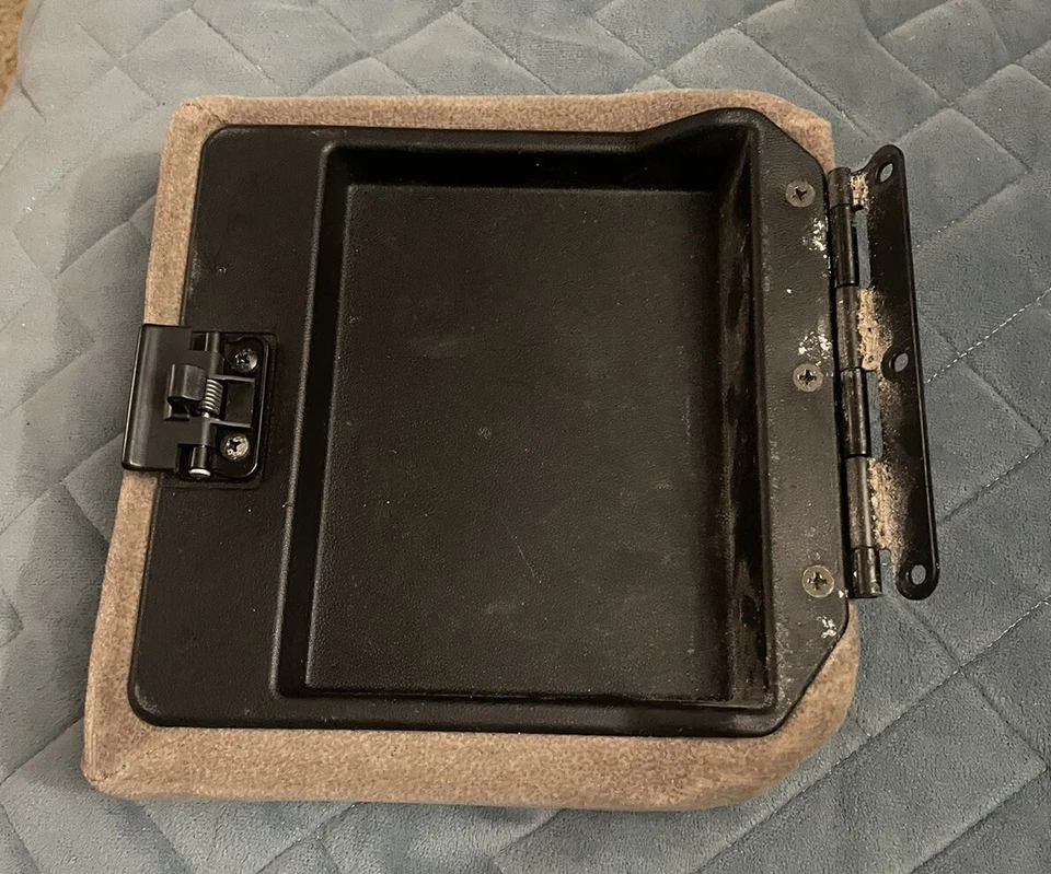 1993-1998 Toyota T100 Center Console Lid Arm Rest 60/40 Seat XTRA CAB T-100 - Image 3 of 4