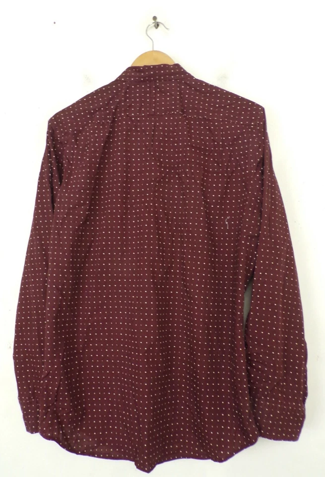 Camisa Puño BANANA REPUBLIC Para Hombres Talla Mediana Calce Ajustado Granate Lunares Contraste Foto 4 de 4