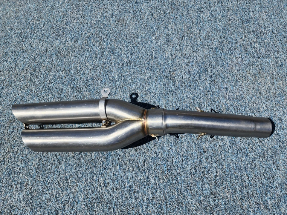 Silenciador de escape Danmoto Slip-on usado acero inoxidable doble punta Foto 4 de 4