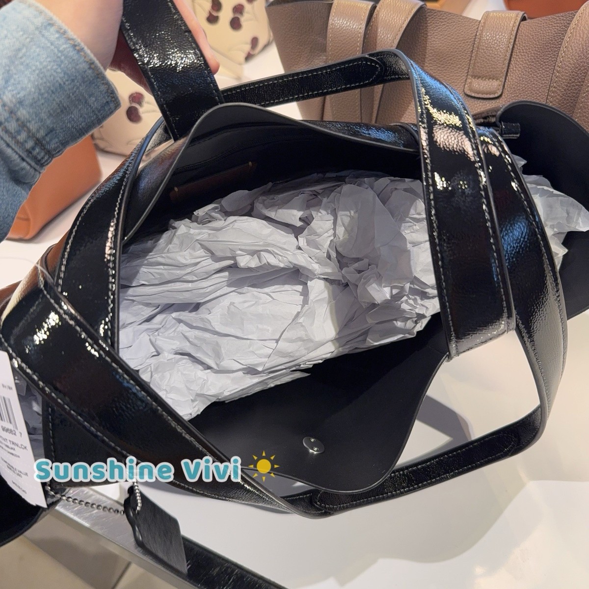 NWT Coach Hadley Turnlock Tote Shoulder Bag Black CCF05 Crinkle