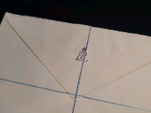 Reine Elizabeth Signé Autographié Manuscrit Royal Buckingham Palace Enveloppe - Photo 24 sur 24