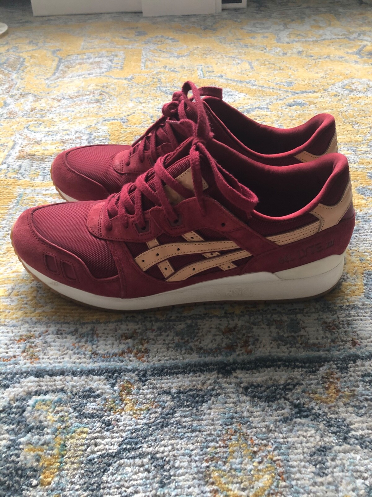 asics gel lyte iii maroon