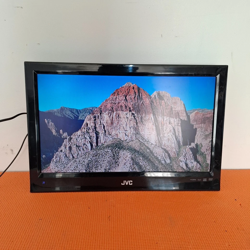 JVC LT-22DD3J 22" HD Ready LCD TV HDMI USB - Black | CHIP MARK - Image 4 of 4