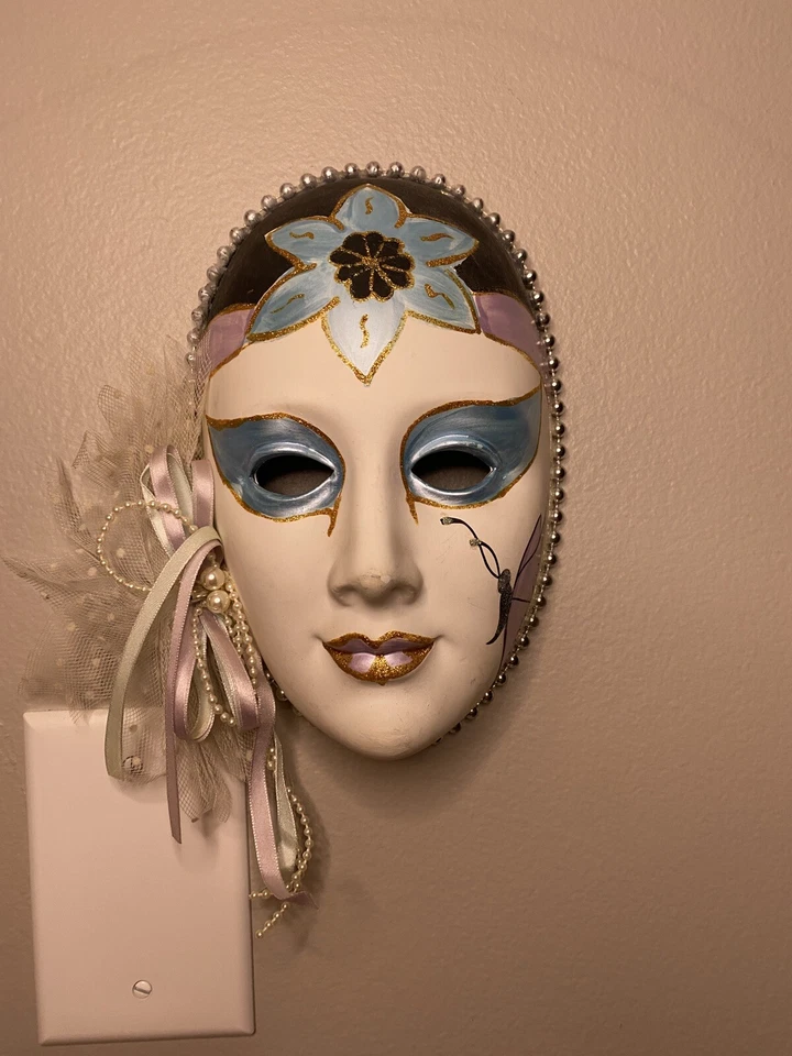 Lot Of 9 Ceramic Wall Decor Theater Decorative Masks Porcelain-hand signed/paint - Image 3 of 4