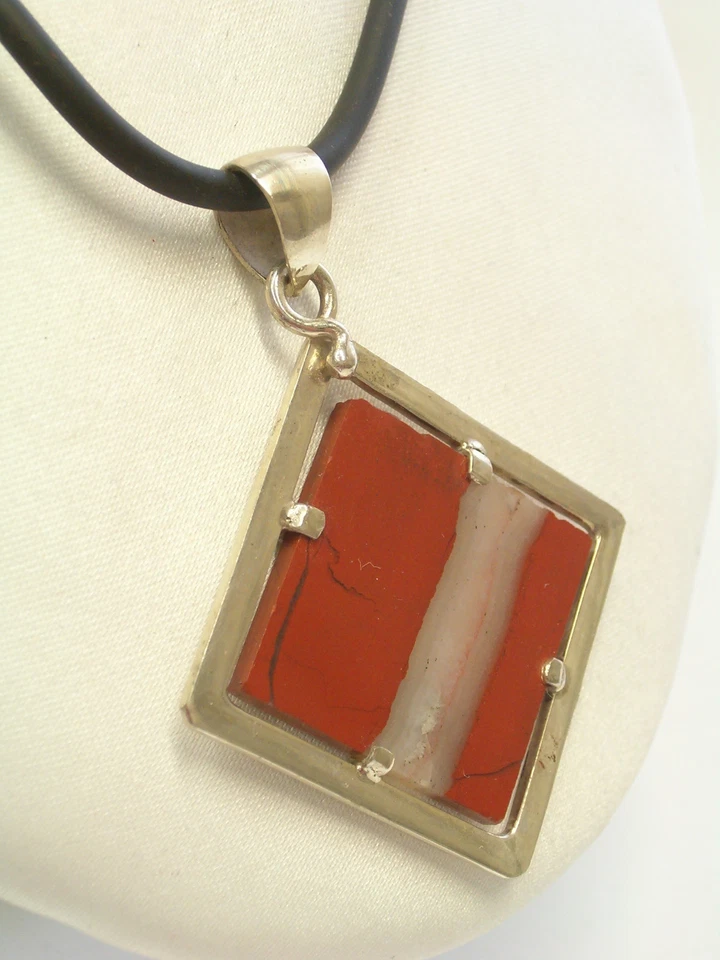 Ciondolo in ARGENTO 925 con DIASPRO rosso naturale - Caucciù con Pietra Dura - Immagine 2 di 4