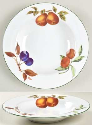 Royal Worcester Evesham Vale Rimmed Soup Bowl 1220718