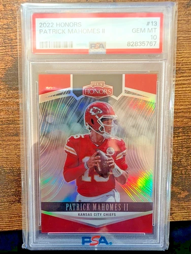 2022 HONORS SILVER PRIZM PATRICK MAHOMES 34/99....PSA 10 GEM MINT