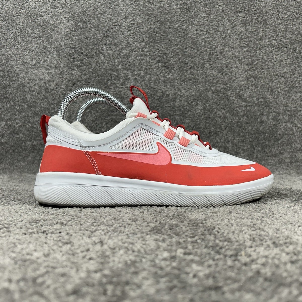 Nike SB Nyjah Free 2 BV2078-600 Mens Size 6 White Red Athletic