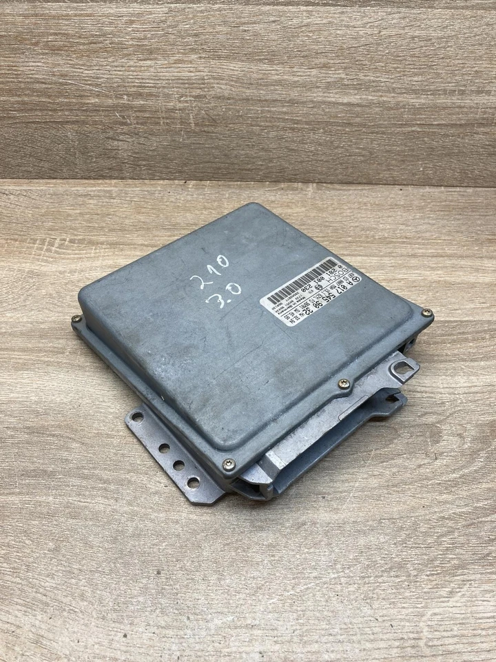 A0175459032 0281001230  Engine control unit/module ECU Fits for Mercedes-Benz E  - Image 3 of 4