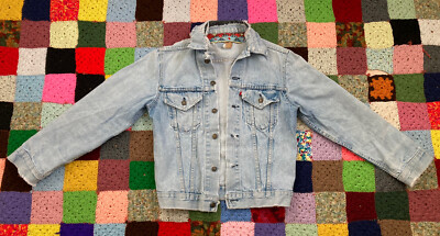 Vintage Levis Jacket Denim Light Blue Wash Worn Patch Distressed Small Medium