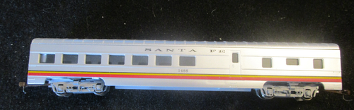HO Scale Santa Fe Streamline Dining Car #1488 by Con Cor (RL15)