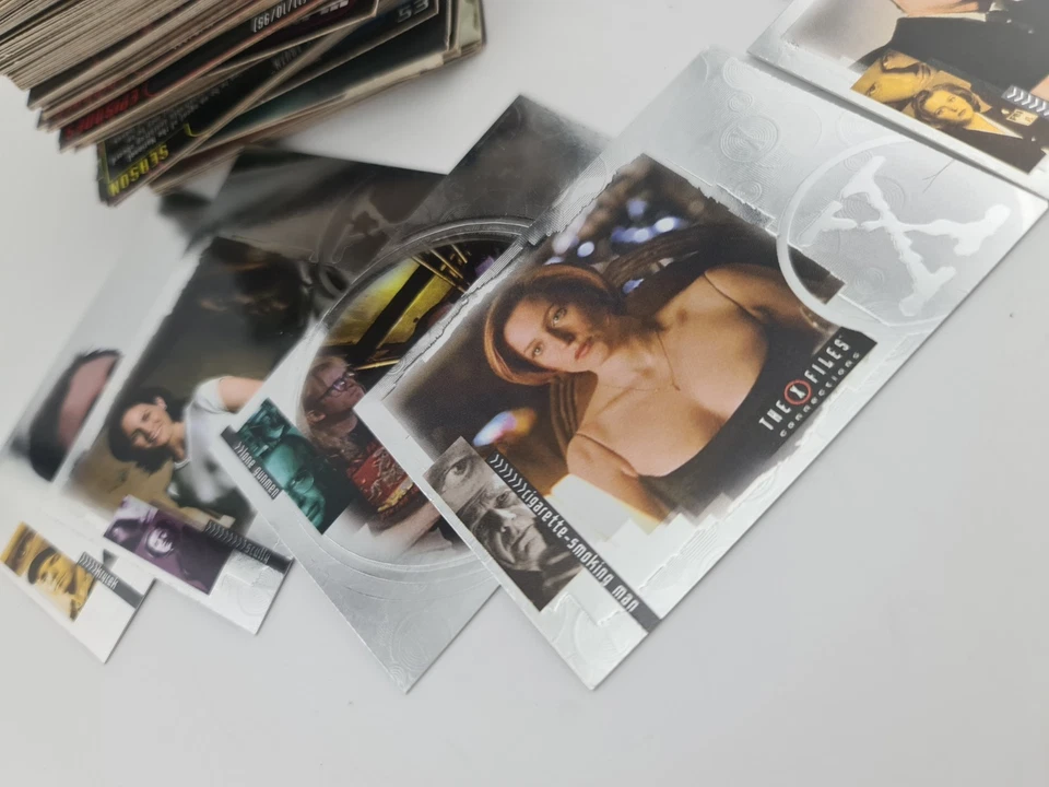 X-Files Topps Trading Card Cards Lot Bundle Shiney Mouler & Scully Collectable  - Image 4 of 4