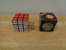 TEXACO OIL COMPANY RUBIKS STYLE CUBE TOY 3 DIFFERENT TEXACO LOGO'S ORIGINAL BOX