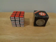 TEXACO OIL COMPANY RUBIKS STYLE CUBE TOY 3 DIFFERENT TEXACO LOGO'S ORIGINAL BOX