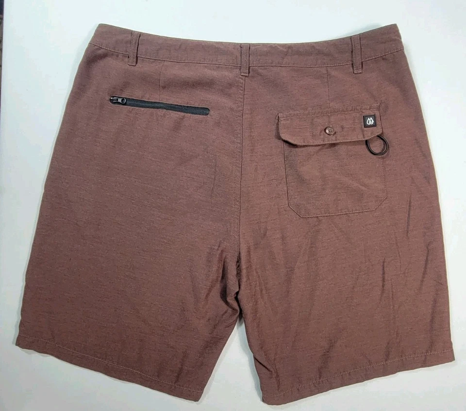 Pantalones Cortos Híbridos Freeworld Para Hombre Talla 36 Marrón Sobre la Rodilla Bolsillos con Cremallera Informales Golf Foto 2 de 4