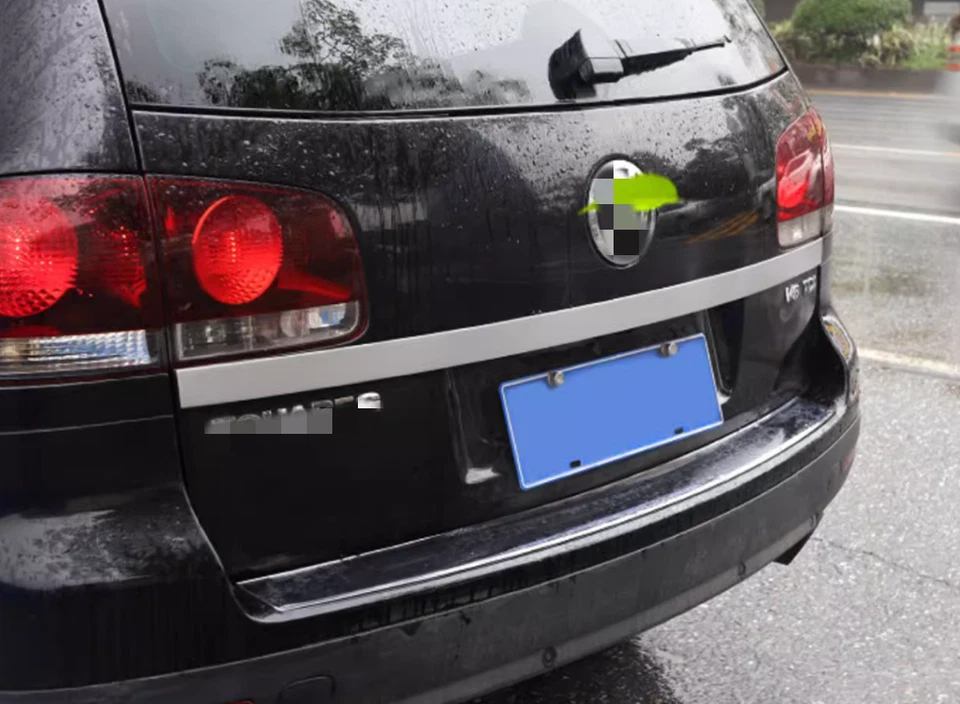 Tapa trasera de acero inoxidable para Volkswagen Touareg 2006-2010 Foto 2 de 4