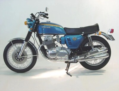 TAMIYA Honda CB750 FOUR プラモデル Tamiya 1/6 Honda DREAM CB750 FOUR Candy Blue #92186 Model