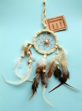 Łapacz snów D= 6cm wyposażony w koraliki i pióra, Ameryka Północna Etno Mistyka