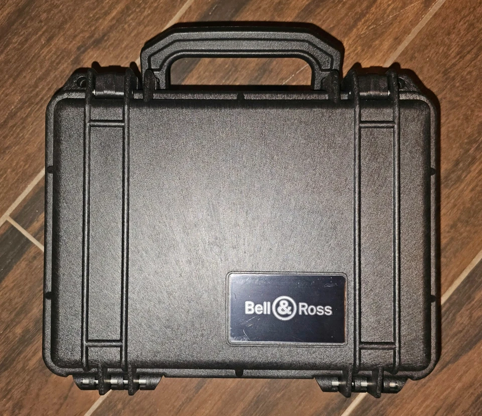 Bell & Ross BR03-92 diver Stainless, Auto, Silver Dial, black rubber strap  - Image 2 of 4