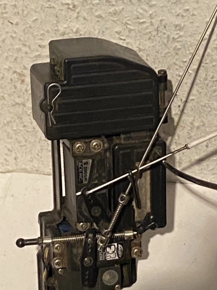 Thunder-Tiger MTA4 Dämpferbrücke,Stoßfänger V,H/RC-Box/Seitenschutz/Differential - Bild 2 von 4