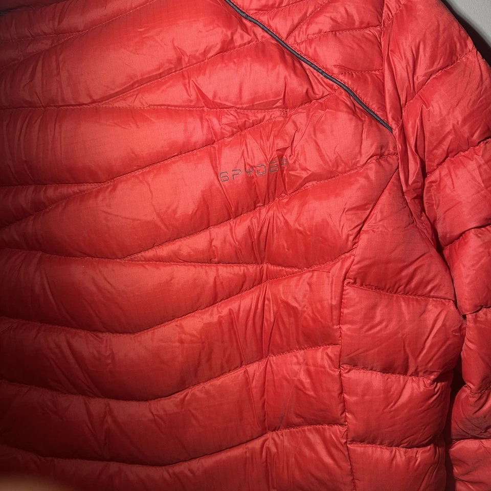 Chaqueta acolchada Spyder Timeless Down para mujer mediana equipo de esquí de Estados Unidos roja Foto 2 de 4