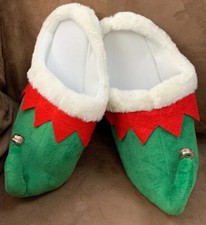 ELF GREEN/RED BELLS HOLIDAY SLIPPERS FUN SIZE 7.5-8.5 SUPER CUTE 