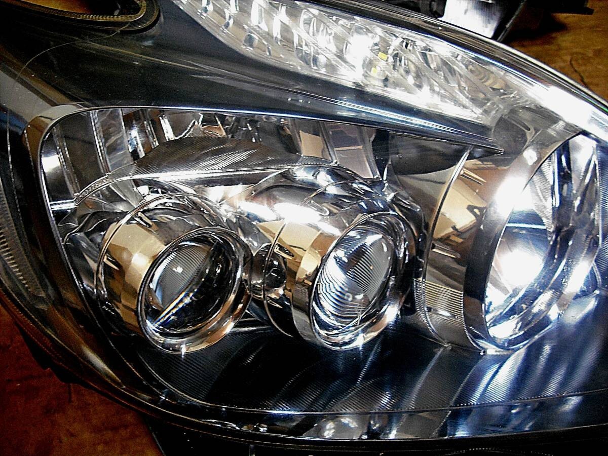 Prius ZVW30 ハッドライト. 新品 Toyota Prius 30 Early Model ZVW30 LED Headlight Assembly