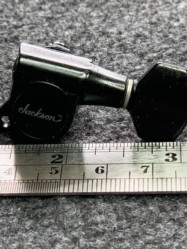 jackson tuners black