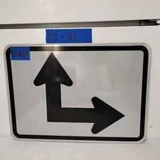 Street Traffic Road Sign 90 Degree Intersection Arrows 21"X 15"  12-253