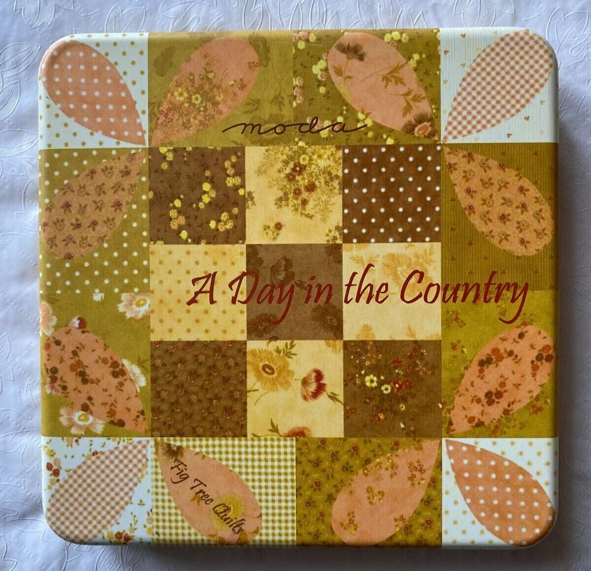 Moda The Tin Box Sampler Series A Day in the Country Fig Tree Mini Quilt Kit