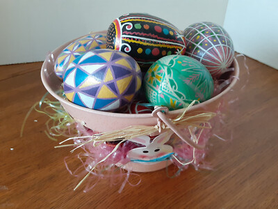 LOT OF 14 HANDPAINTED PORSILIN EASTER EGGS W/ METAL BASKET