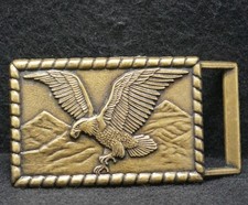 WL01129 GOOD VINTAGE 1970s EAGLE FLYING BIRD ARTWORK NATURE MENS BELT BUCKLE