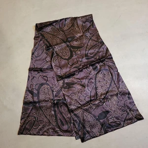 GUCCI Foulard Vintage Unisexe Années 90 Design Italien Accessoires Mode Collection