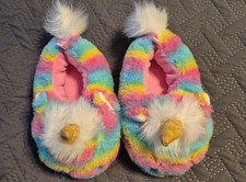 Wonder Nation Unicorn Ultra Plush House Slippers Girls Rainbow 9/10 Colorful