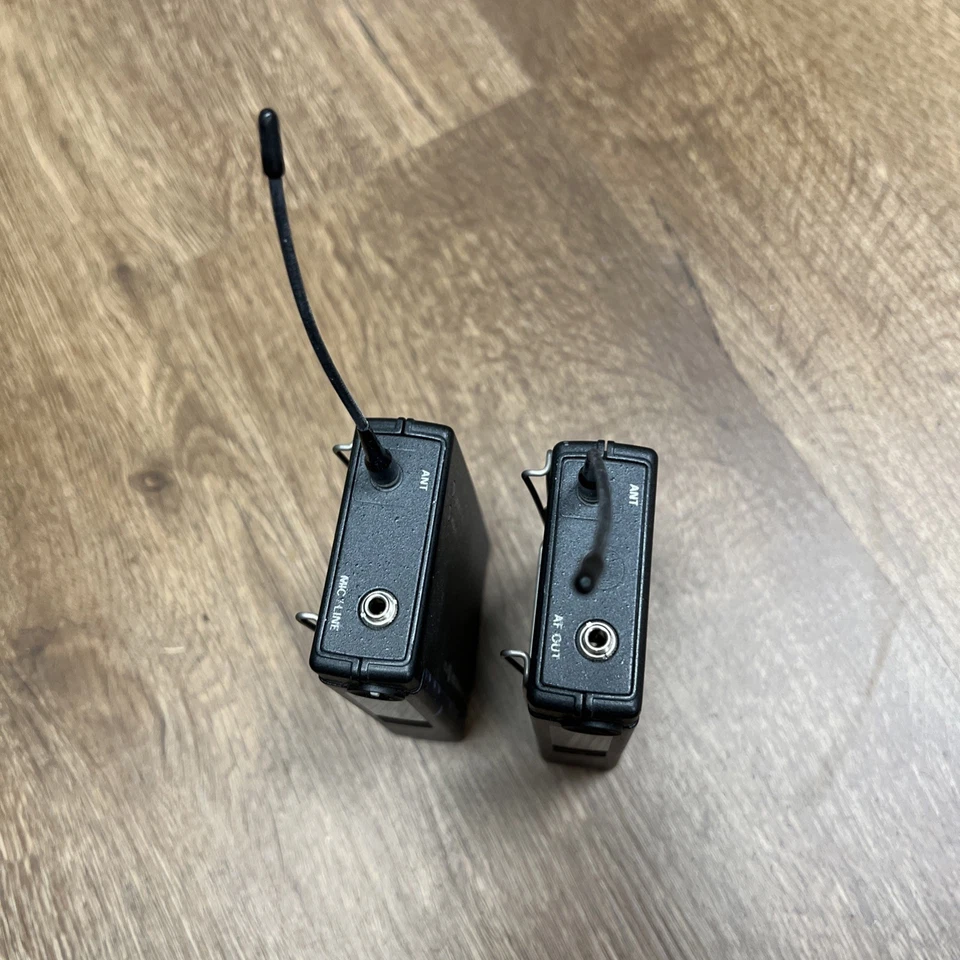 Sennheiser EW100 Body Mic Pack Wireless Transmitter And Receiver, Working - Image 4 of 4