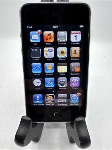 Apple iPod Touch 2nd Generation 16GB MP3 Music Player 549 songs MB531LL TESTED