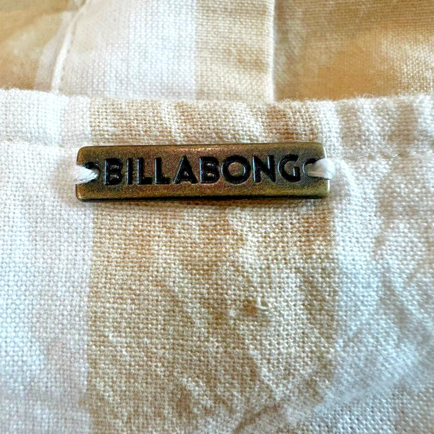 Top corto Billabong para mujer pequeño cami a rayas, botones delanteros, mezcla de algodón y lino Foto 3 de 4