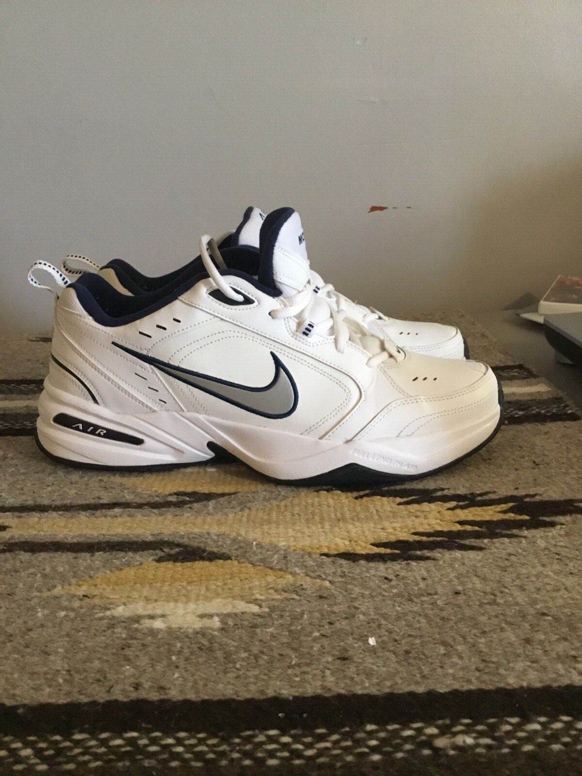 Nike Air Monarch IV White Navy Silver Size 13 - Gem