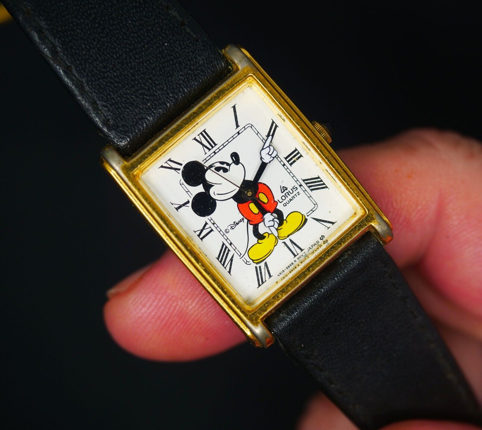 Vintage Lorus Mickey Mouse Square V515-5150 Watch. Not Working. Needs Service