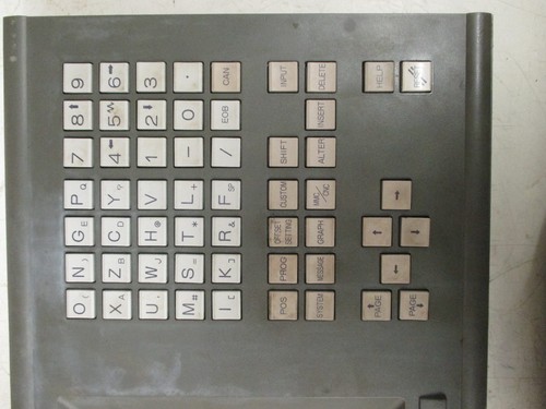 FANUC A02B-0120-C061 10" LCD/MDI UNIT - Picture 2 of 4