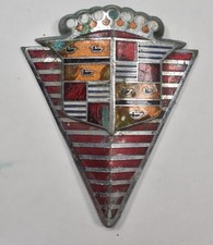 Vintage 1947 Cadillac Car Auto Automobile 11Hood Ornament Emblem Crest Badge