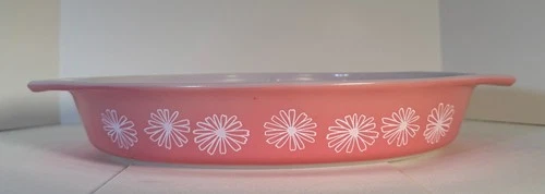 Fabulous Vintage Pink Daisy Pyrex 1.5 1 1/2 Quart Divided Casserole Dish No Lid