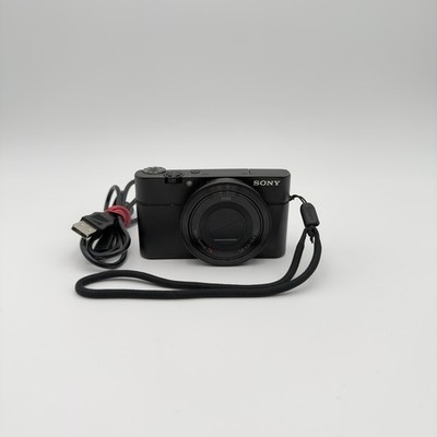 Sony Cyber-shot DSC-RX100 DSCRX100 20,2 MP Digitalkamera - Schwarz - Teildefekt